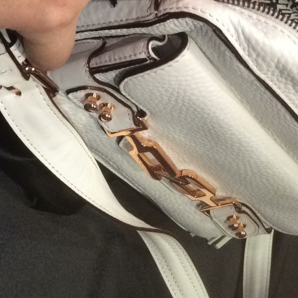 Rebecca Minkoff “Carson” white long shoulder bag - Picture 3 of 8